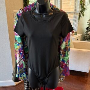 SHEIN Black Short Sleeve Bodysuit